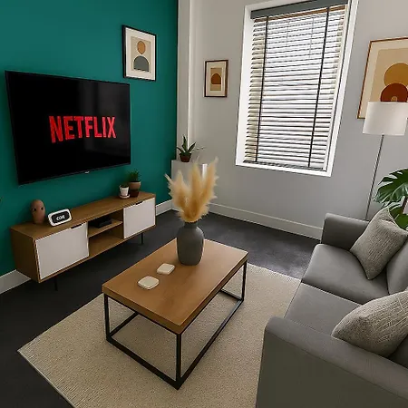 Armstrong St - Cosy 3 Bedroom *